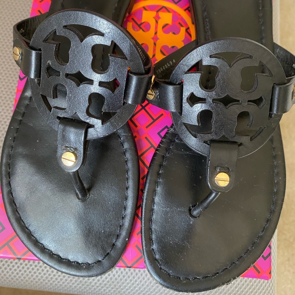 TORY BURCH Miller Sandal, Black Leather Sz 7